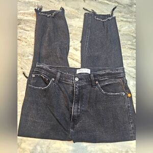 Abercrombie & Fitch The Mom Jeans 28 Short High Rise Raw Hem Black Denim